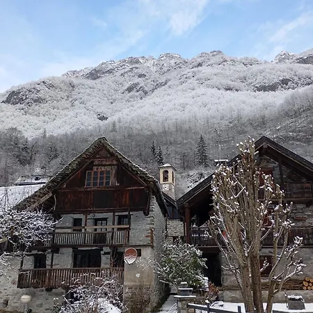 Il Nido Alpesi faház Ceppo Morelli